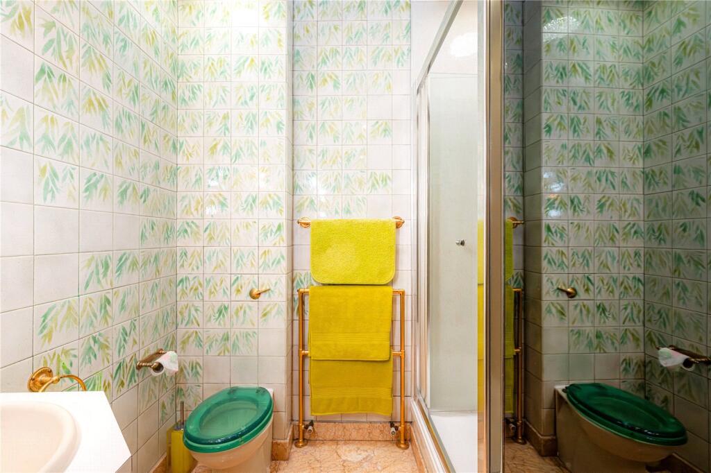 Bathroom 2