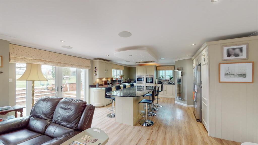 Highfield-House-Little-Ditton-03082021_180723.jpg