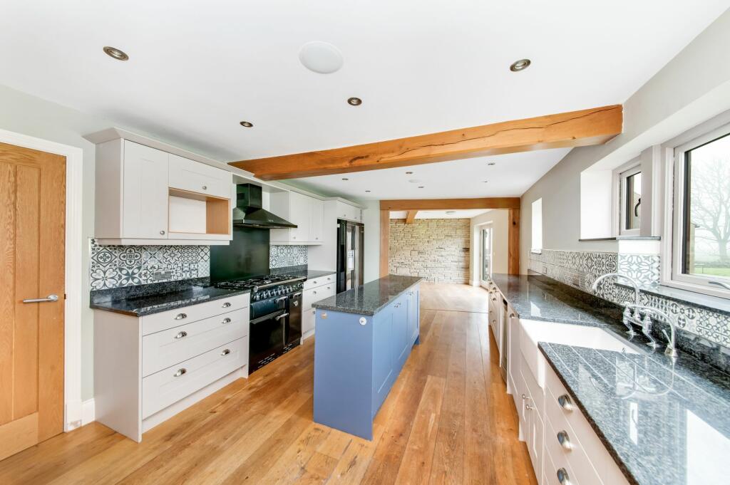 OPEN PLAN DINING KITCHEN
