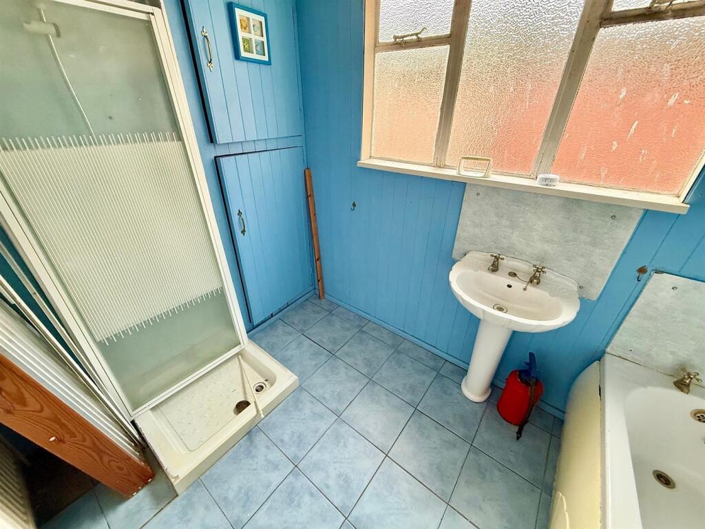 Bathroom/Former Bedroom
