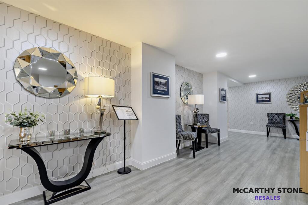 8629198-interior04-800.jpg