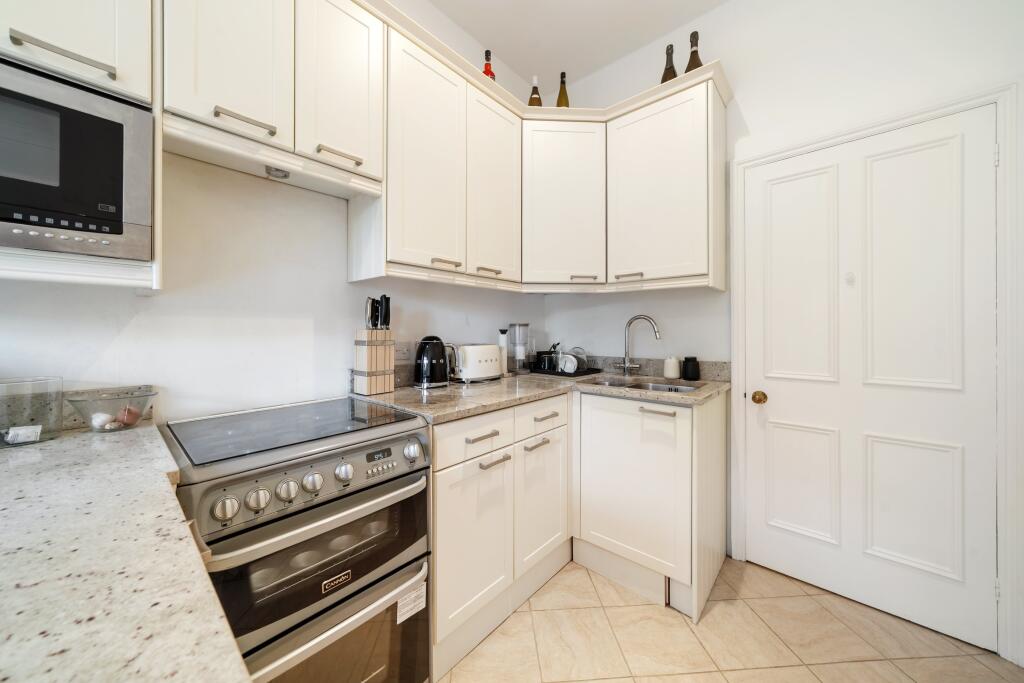 Chepstow Crescent Fl