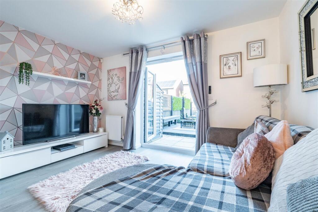 Lounge/Kitchen/Dining Room