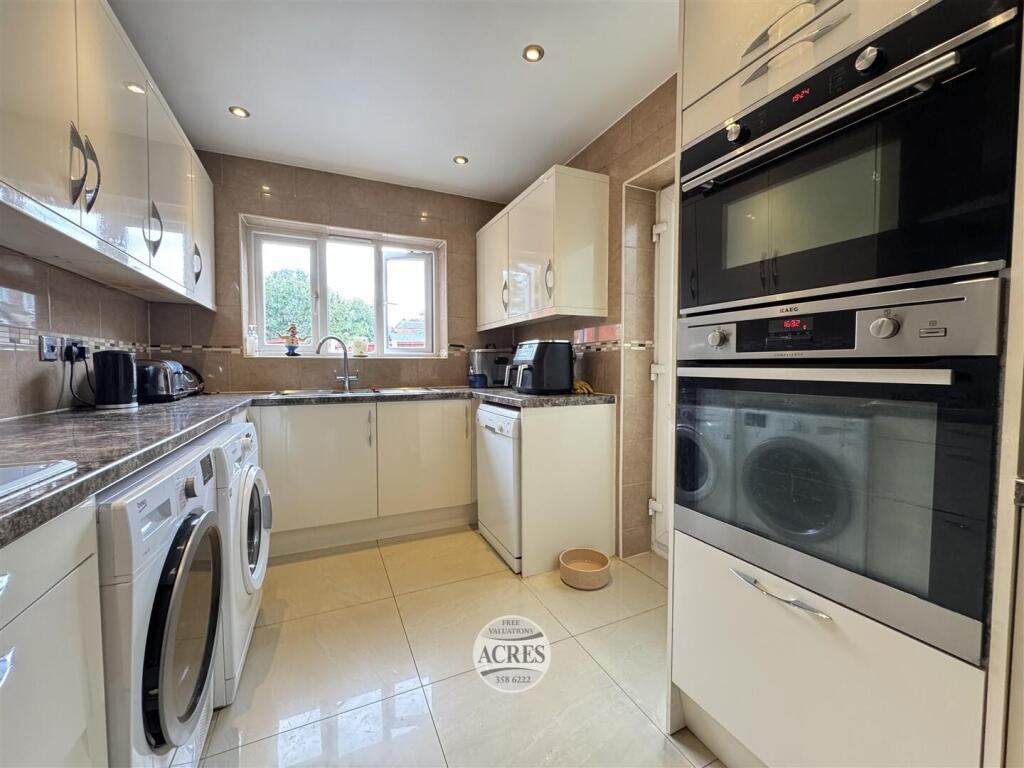 IMG_2107 (Large).jpg