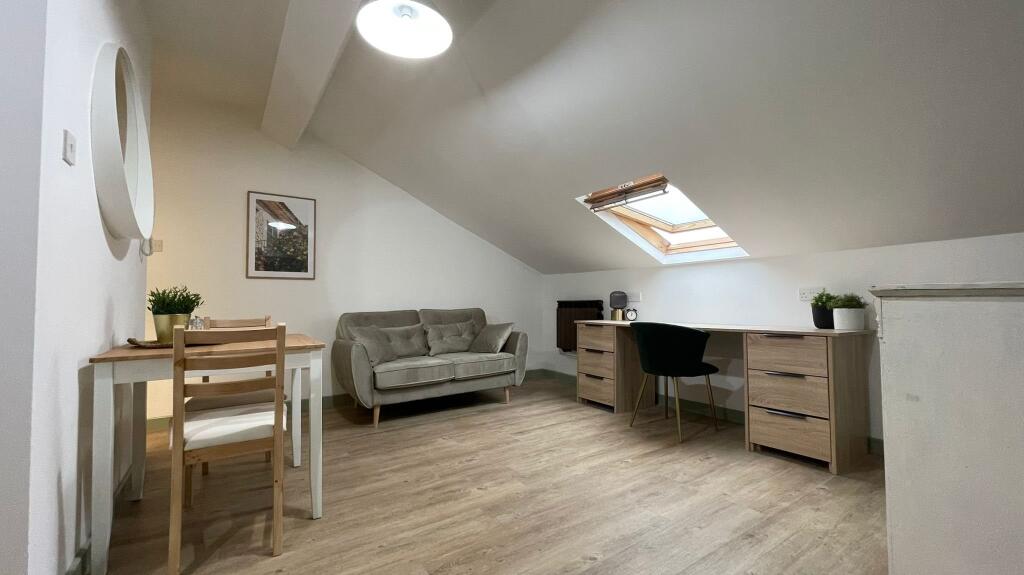 WhatsApp Image 2021-