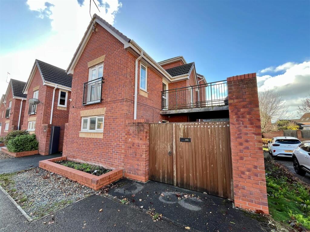 Thirlmere Way, Kingswood, Hull