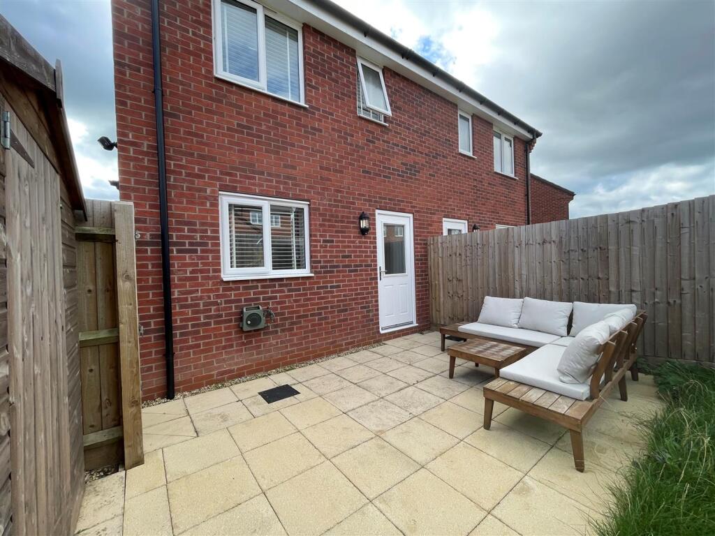 back garden 1.jpg