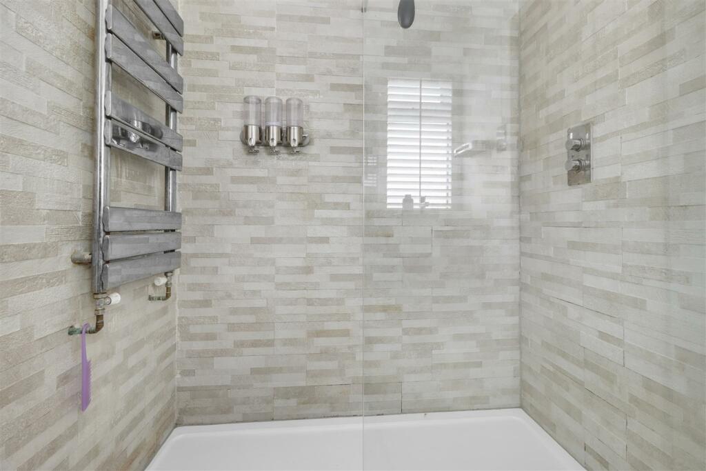 shower room #3.jpg