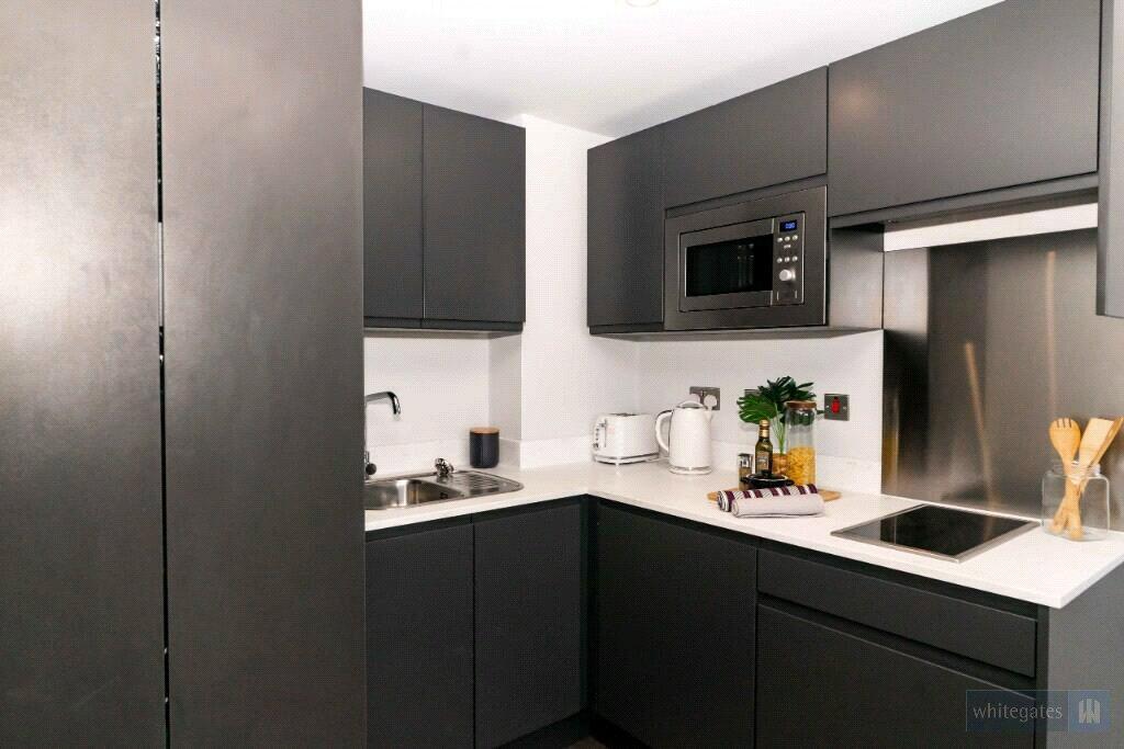 Studio Flat
