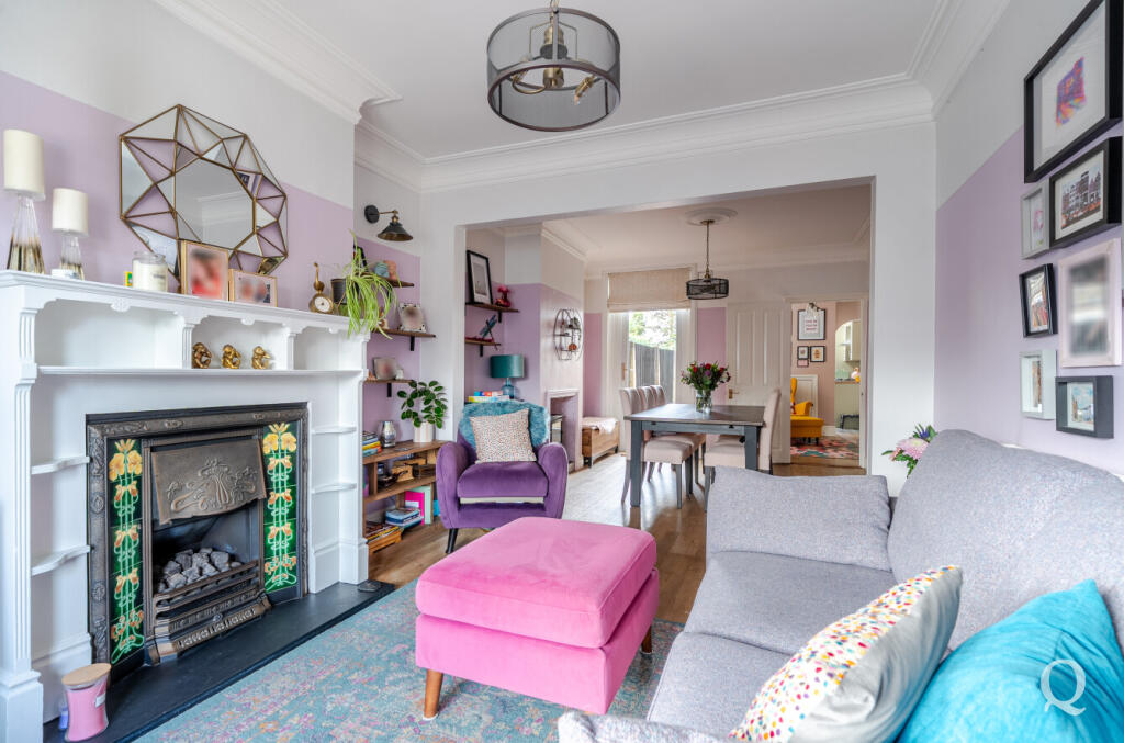 8d4f1570-2276-44f...