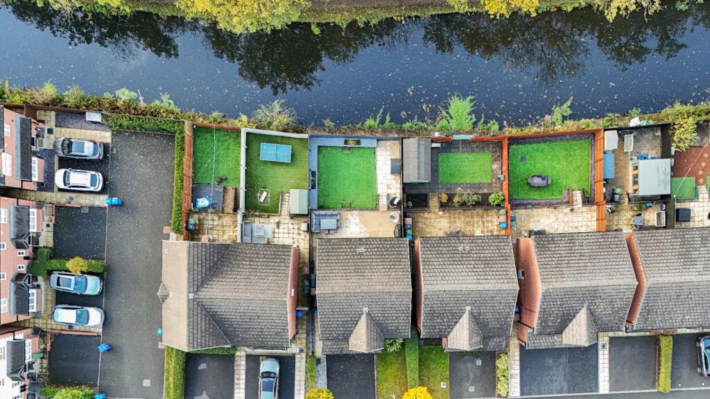 824dc605-898b-436f-b05a-6a3792fbec07