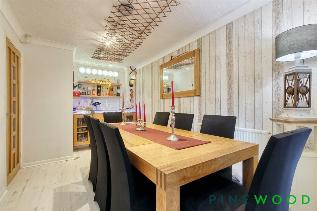 DINING ROOM - 2ND RECEPTION