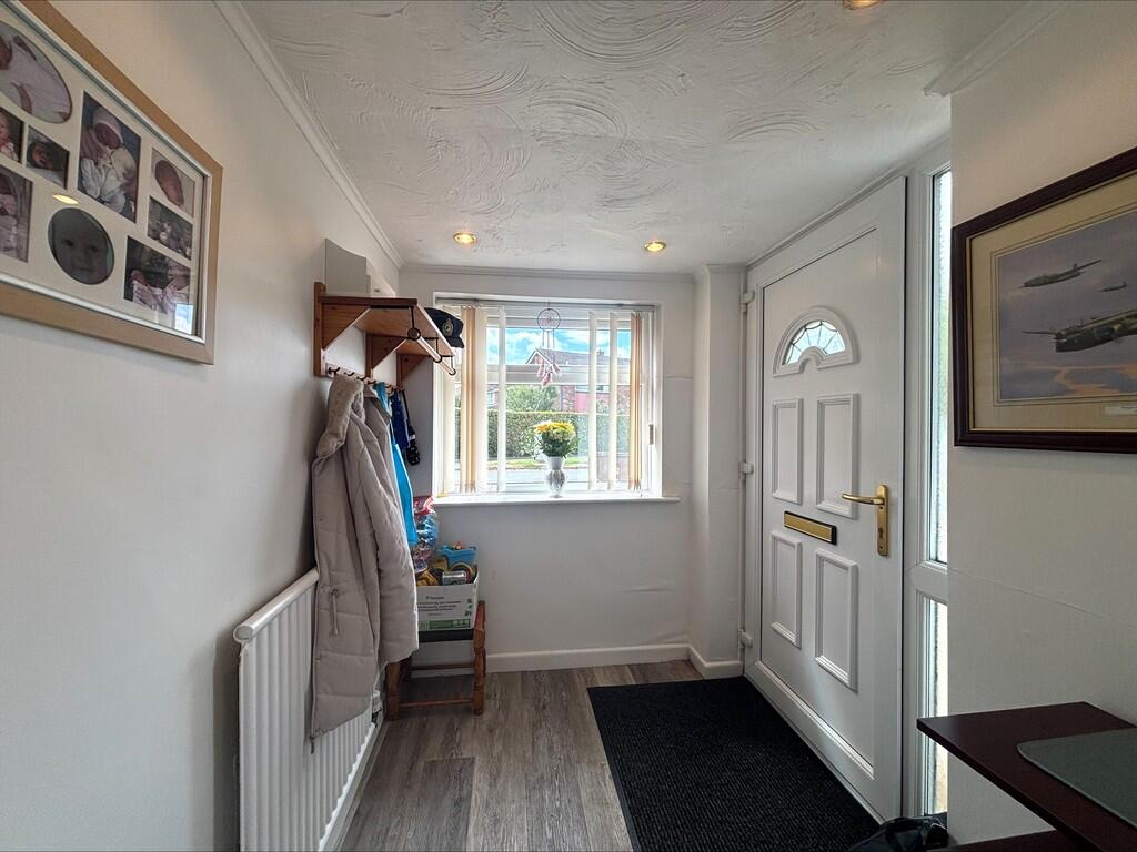 processed-E7F3FBA...