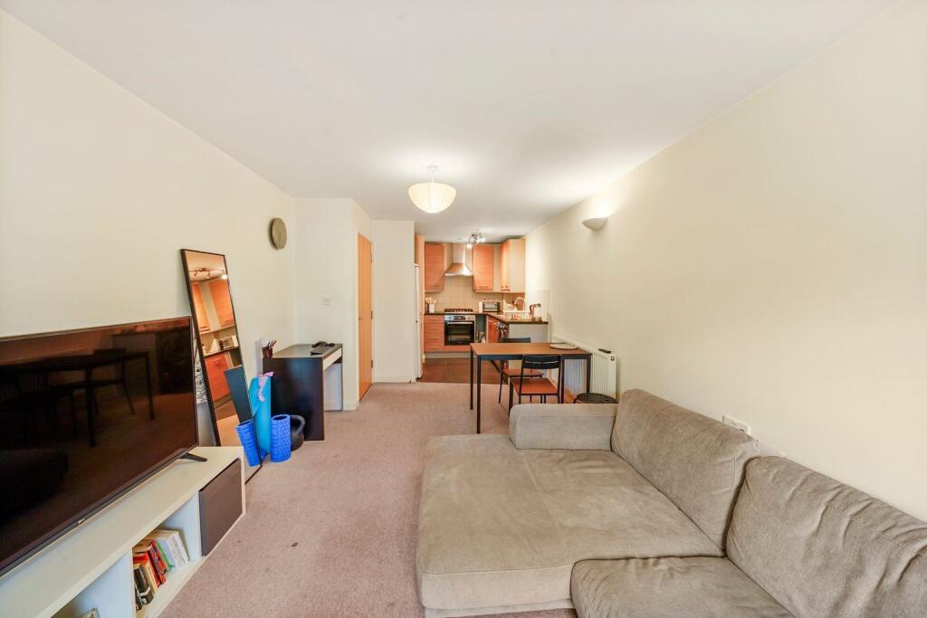 Flat 32, Angel Court - idYLYvy3xrlt2qxLR939.jpg