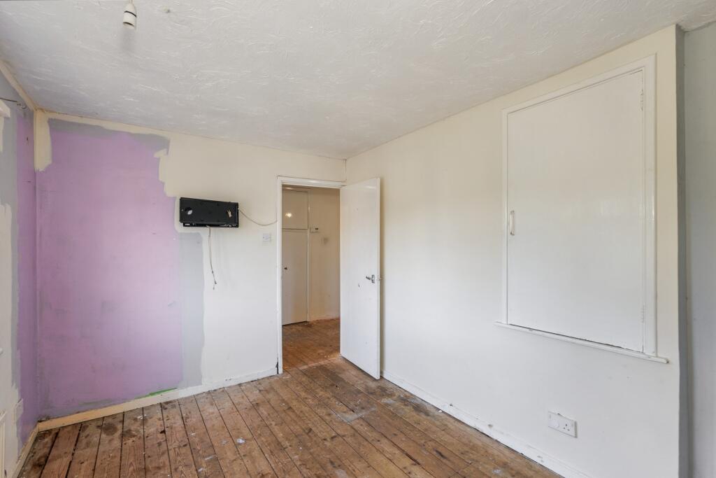 19 Wintringham Road, St. Neots, Cambridgeshire, PE19 1NX