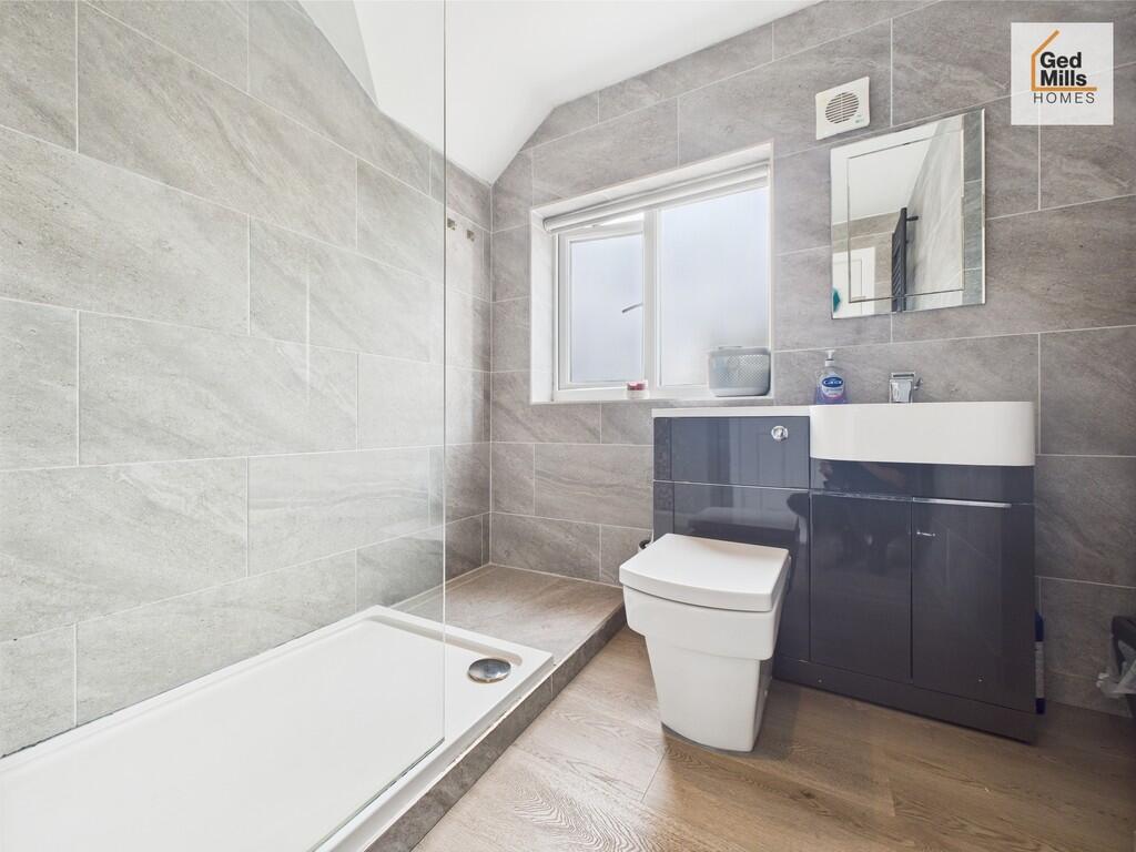 CAM04261G0-PR0053...