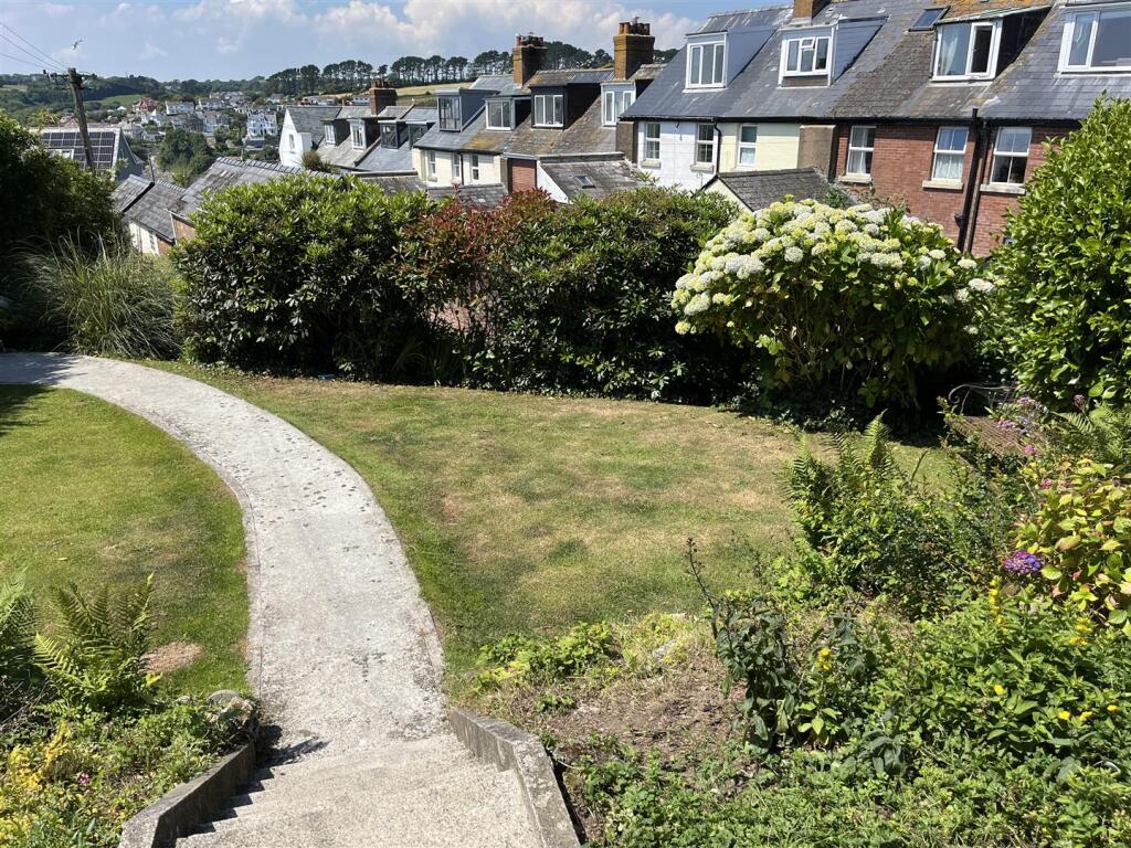 front garden.JPG