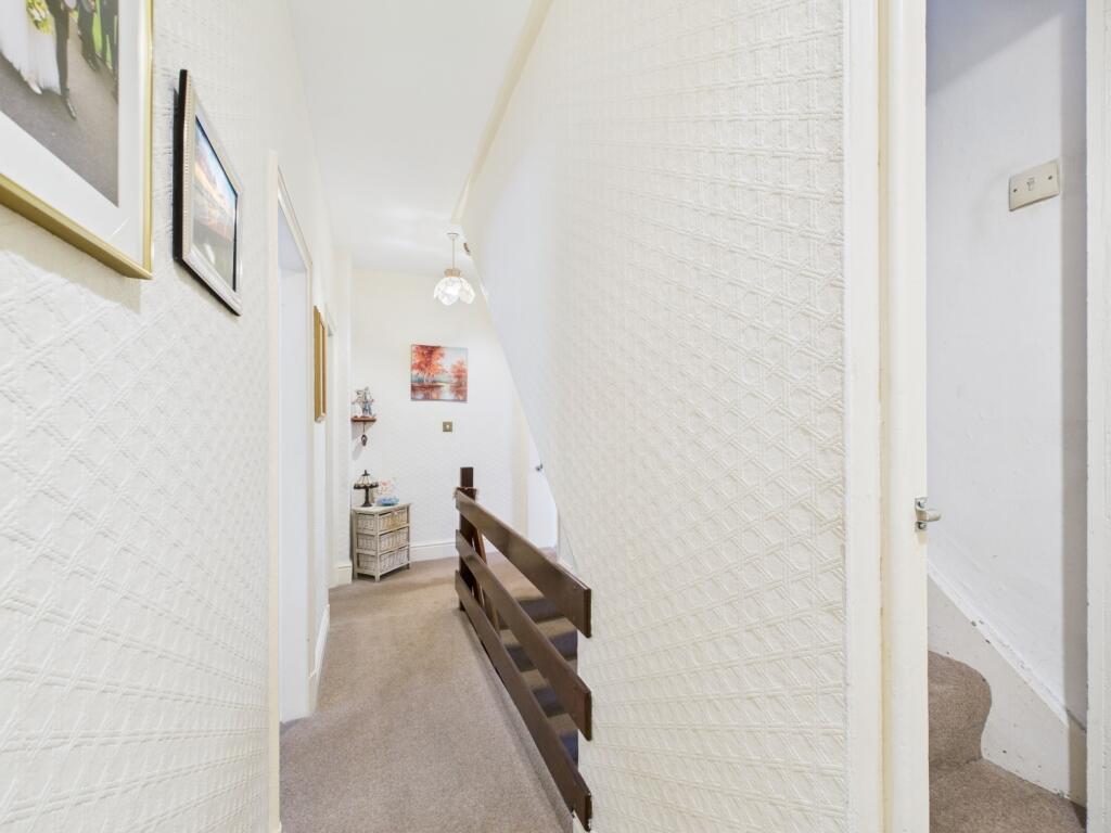 CAM02093G0-PR0056-STILL004