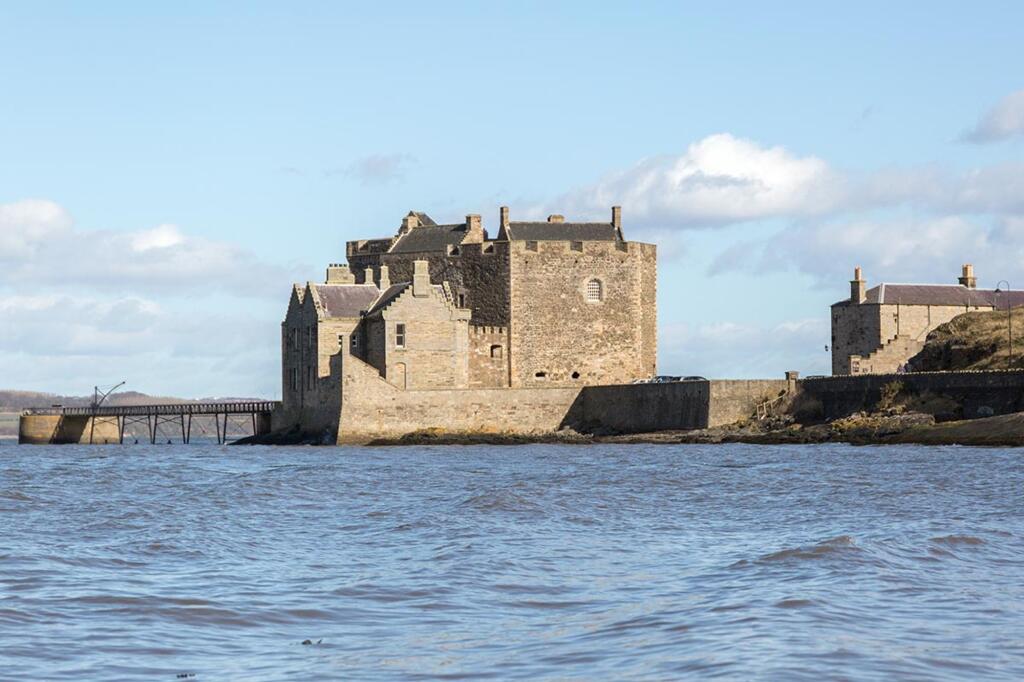Blackness Castle