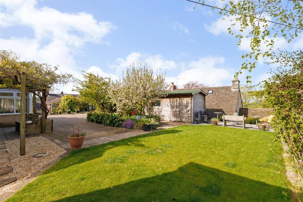 90351_31-Bisley-Old-Road  (22).jpg