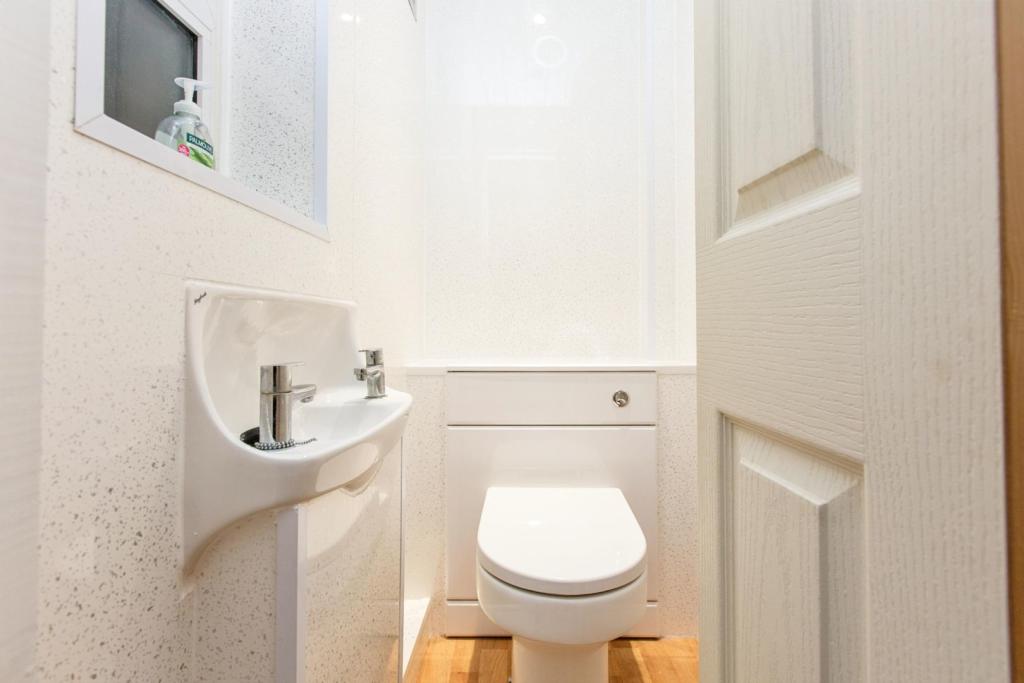Downstairs Cloakroom