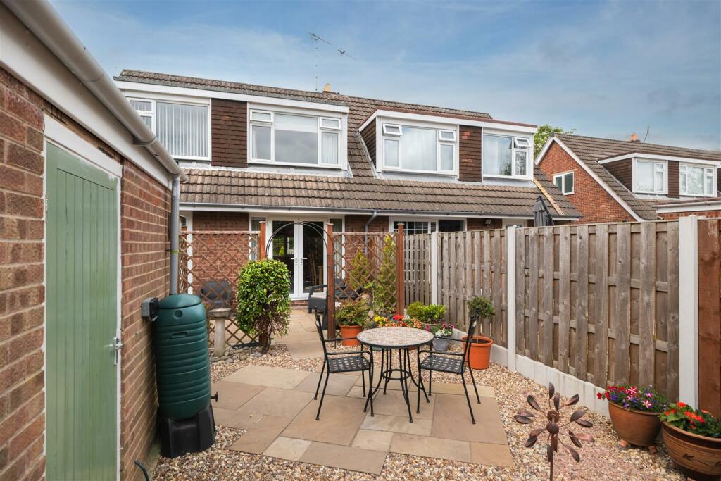 95 Ridings Lane-027.jpg