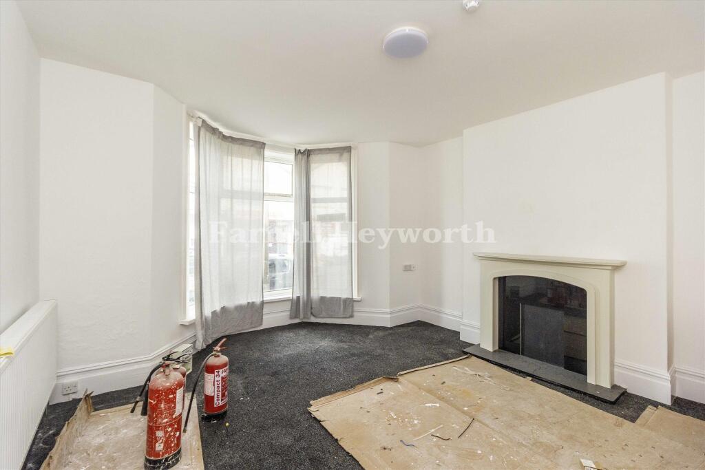 Lounge T202507031130.jpg