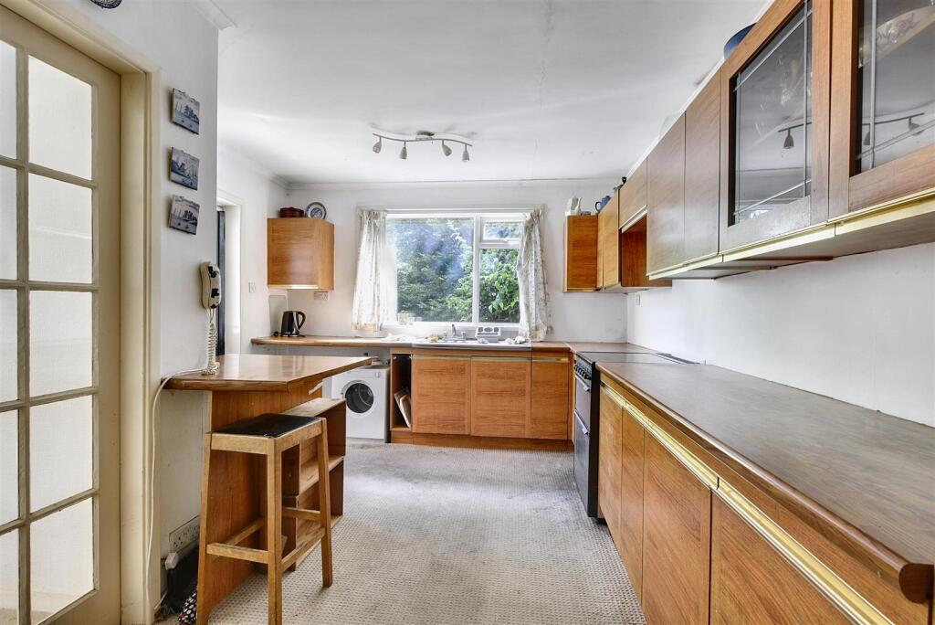 Kitchen_1.jpeg