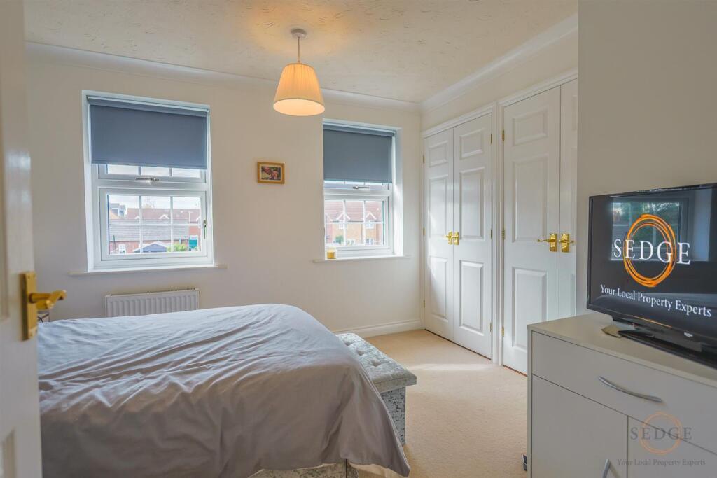 19 hayfields-07.jpg