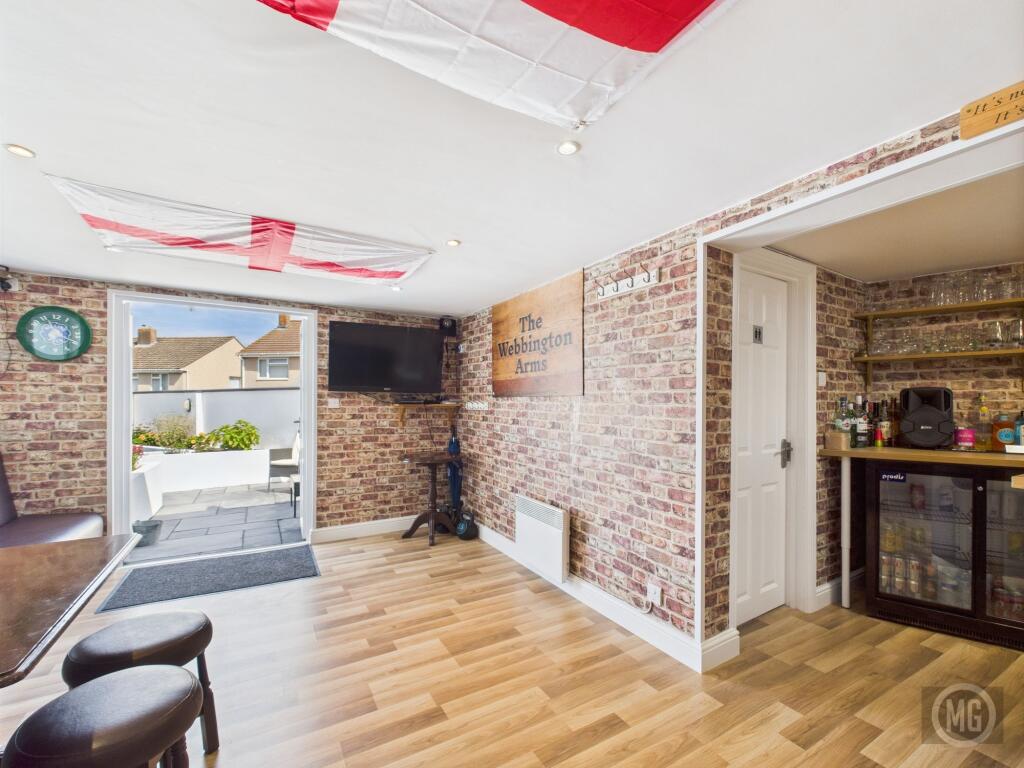 Garden Room with WC