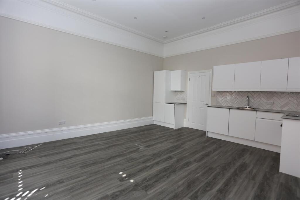 GFF, 4, St Michaels Place (19).JPG