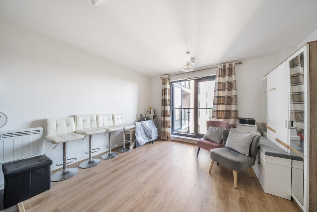 1311810-7-6852eff...