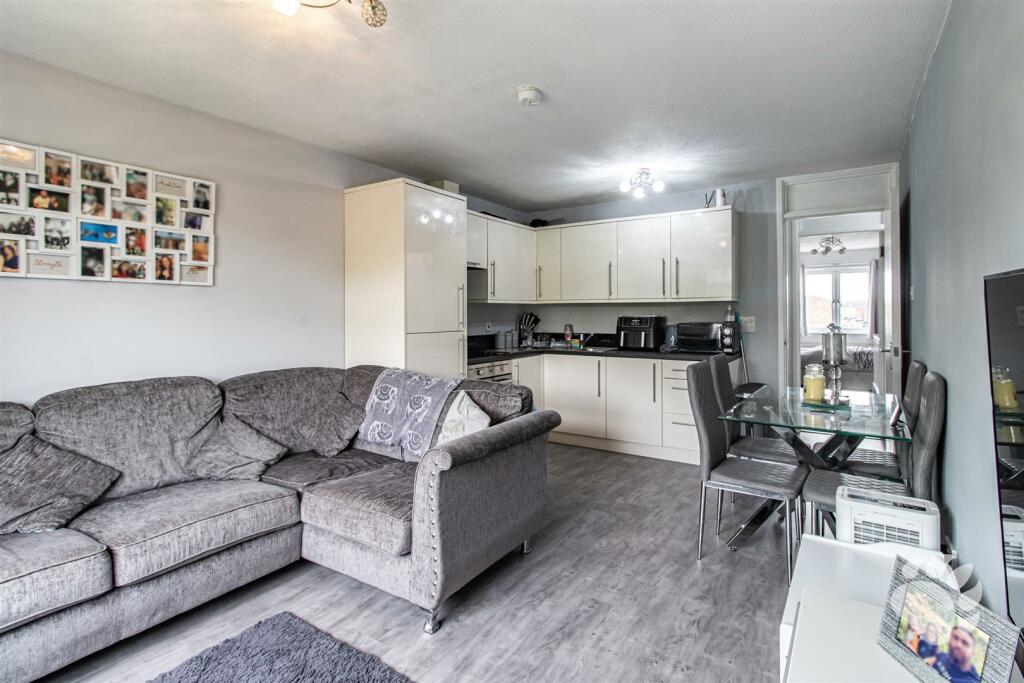 Lounge/Kitchen/Diner