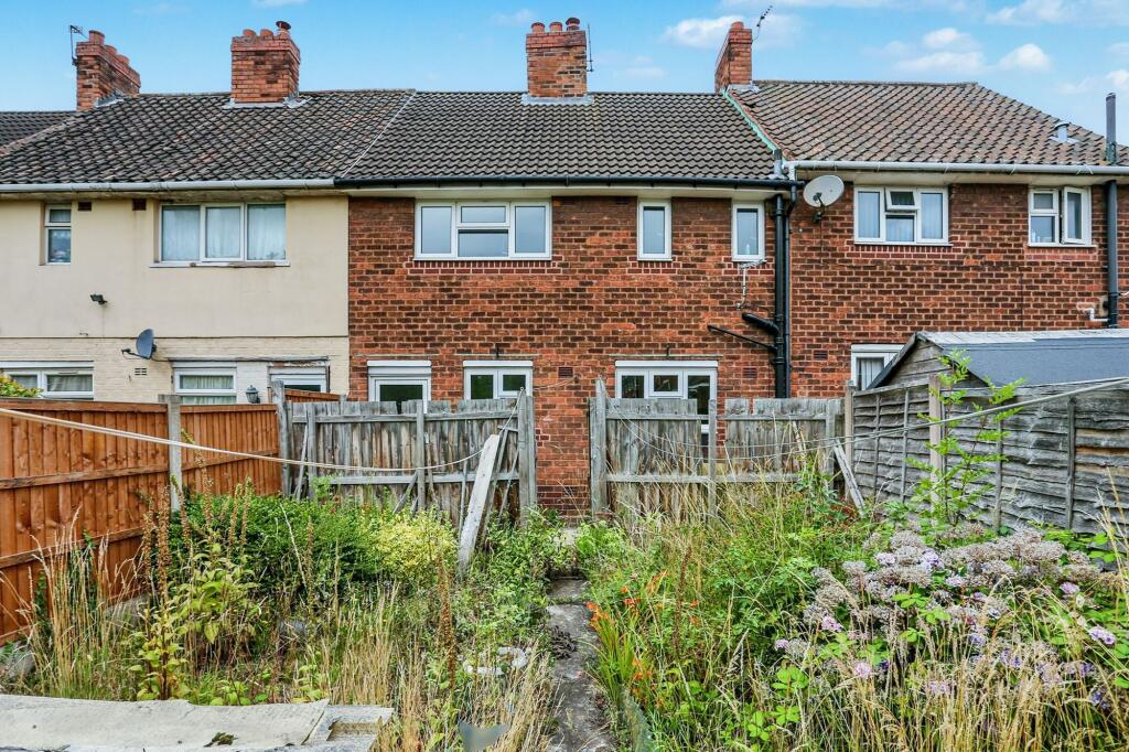79 Darwin Road, Walsall WS2 7EP