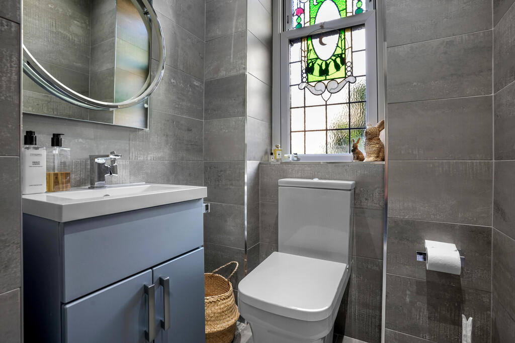 33_88 mossgiel ro...