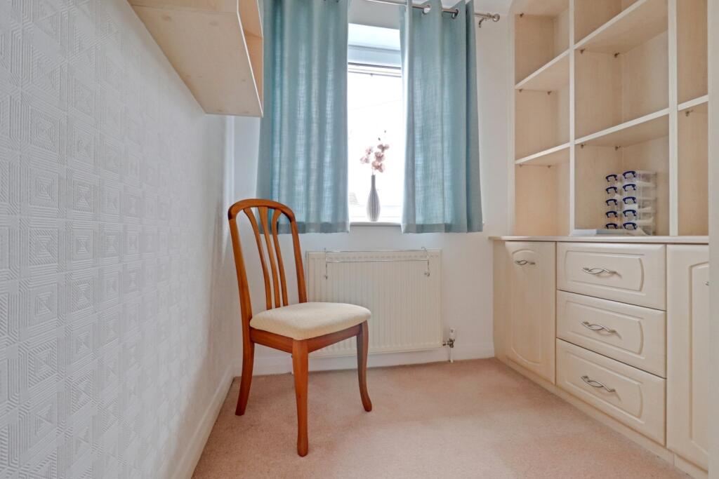 13- Julia Michel EweMove Pontefract