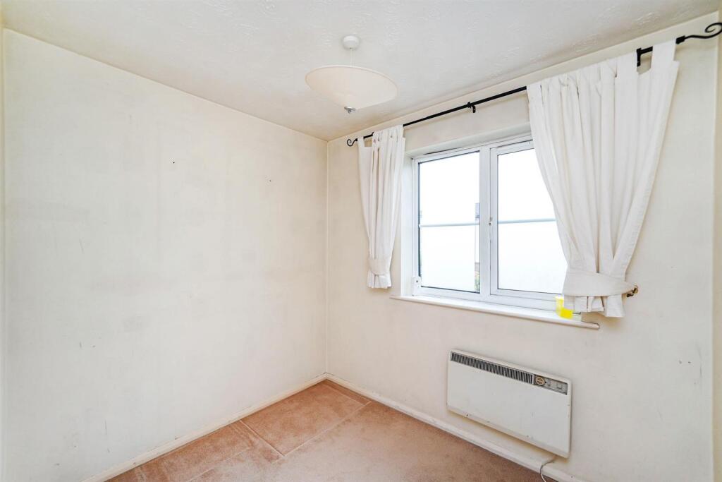 Thurlow Close-1_web.jpg