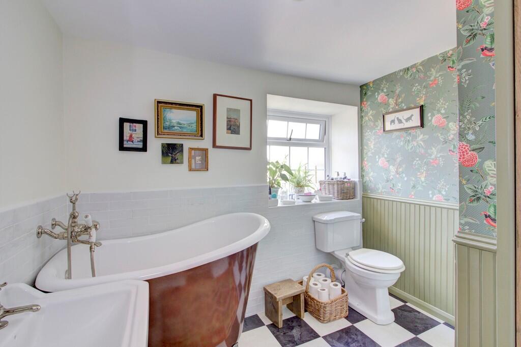 86 corsham rd5
