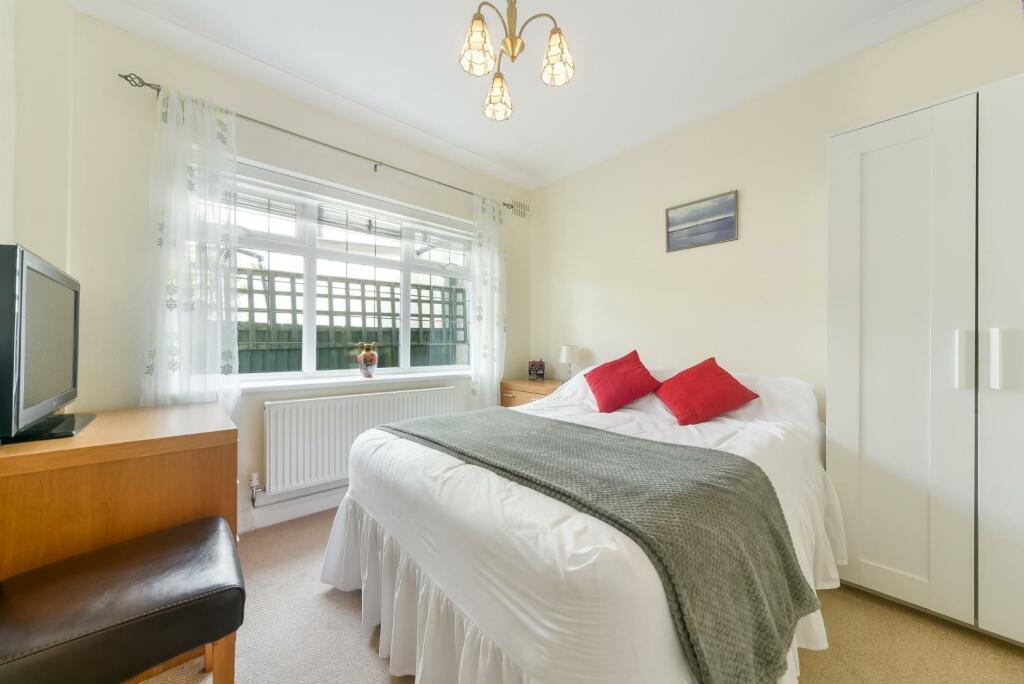 CHAPEL WAY, 127- (4).jpg