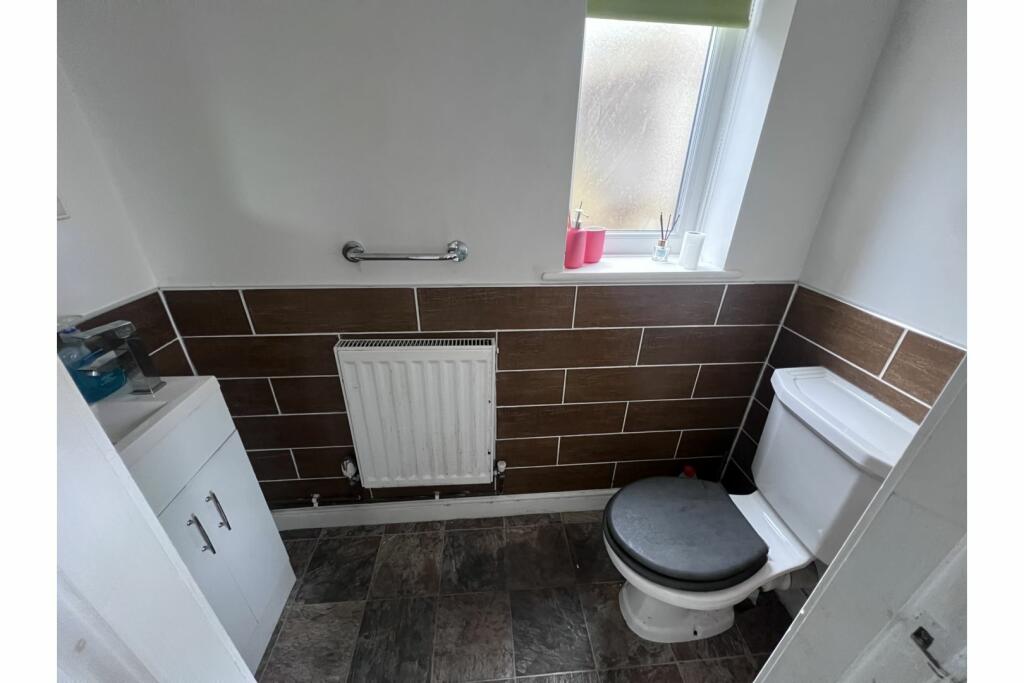 Downstairs Bathroom