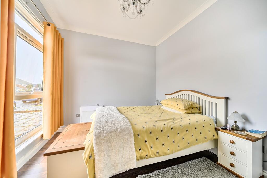 1348881-7-68b82ab6dcdc2