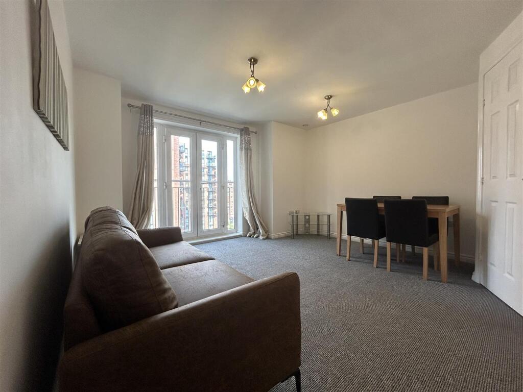 Livingroom.jpeg