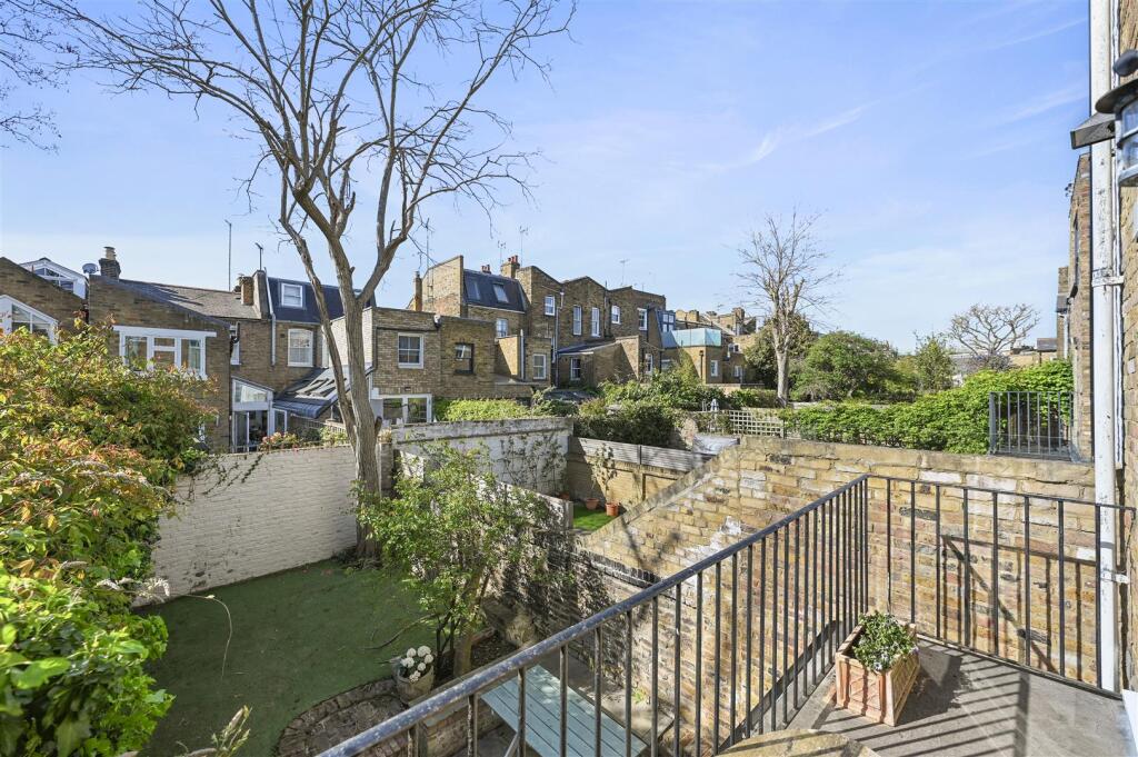 Faroe Road - Balcony1 (1).JPG