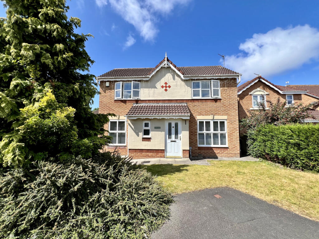 Honey Moor Drive,  Thornton, FY5