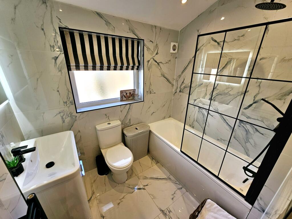 b27d807f-c821-4a03-a68f-be2e6341d2be