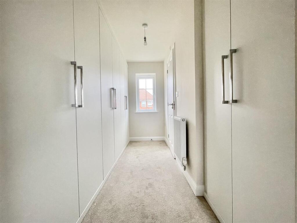 Walk-in Wardrobe