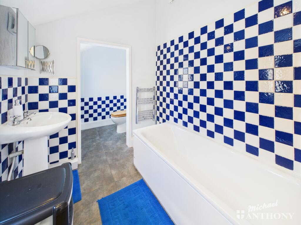 CAM02773G0-PR0324-STILL012