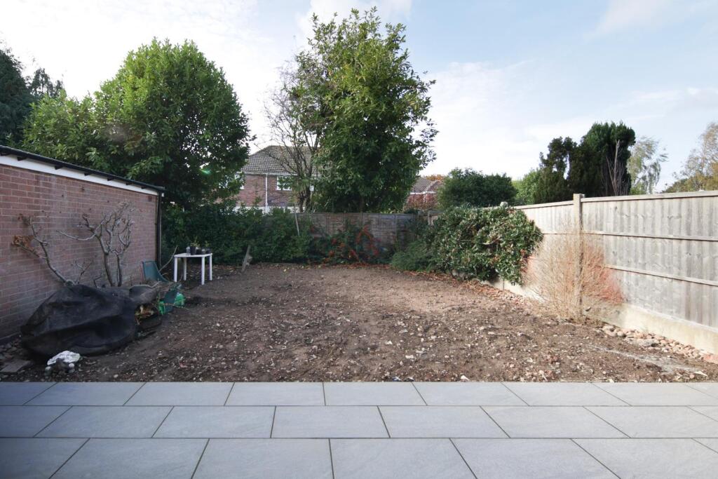 76 George Rd rear.jpg