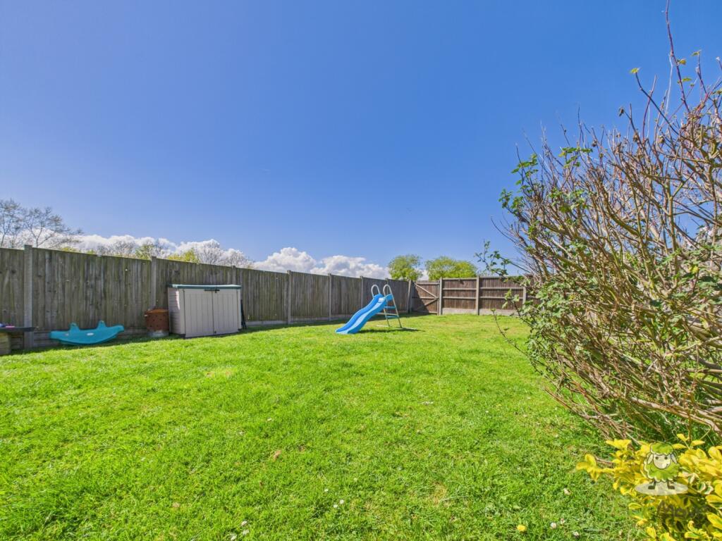 CAM01543G0-PR0125-STILL029