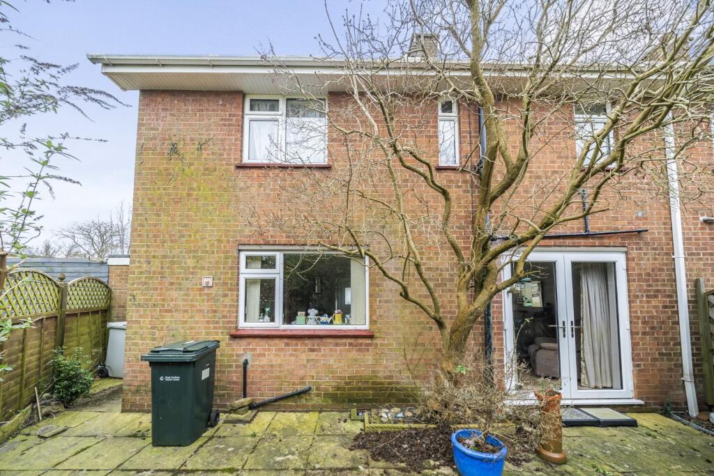 2nd view PROPERTY REAR.jpg